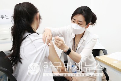 방역 당국 '소아 청소년 코로나 백신 접종 강력 권고'