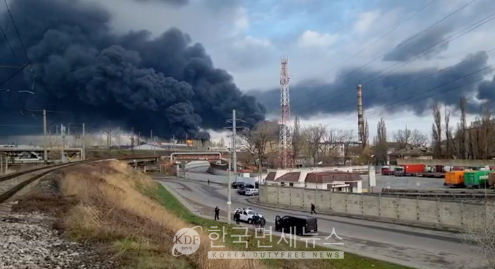 러시아군의 미사일 공격, 오데사 연료 저장 시설 폭발