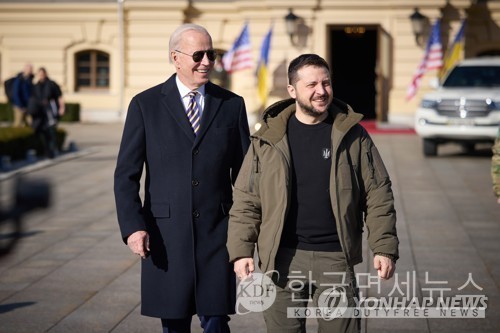 조 바이든 미국 대통령과 볼로디미르 젤렌스키 우크라이나 대통령. UPI 연합뉴스