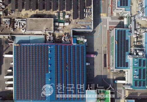 CJ제일제당 진천공장 지붕에 설치된 태양광 발전소