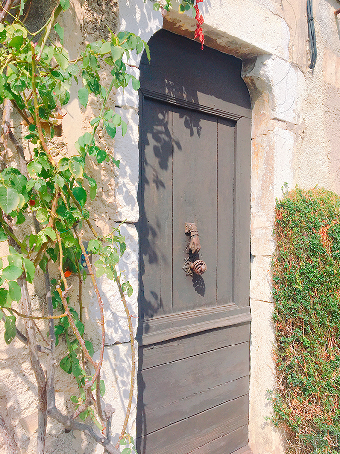 생폴마을의 오래된 문
