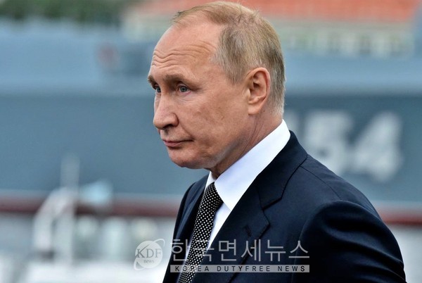 러시아 18개 지역자치구, 블라디미르 푸틴 러시아 연방 대통령직 사임 촉구